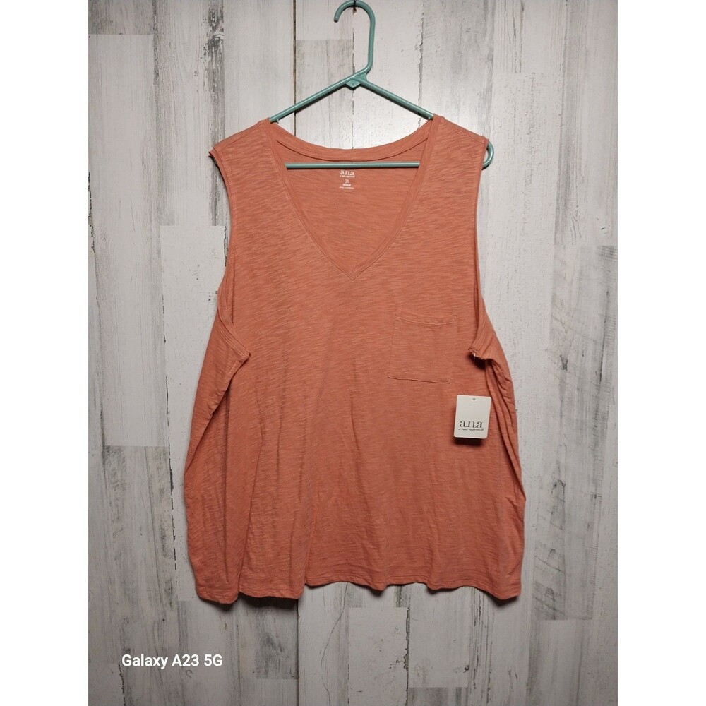 A.n.a. 2X V Neck Sleeveless Tee In Spanish Tile